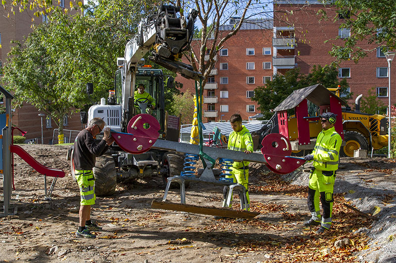 Säkra och roliga lekplatser